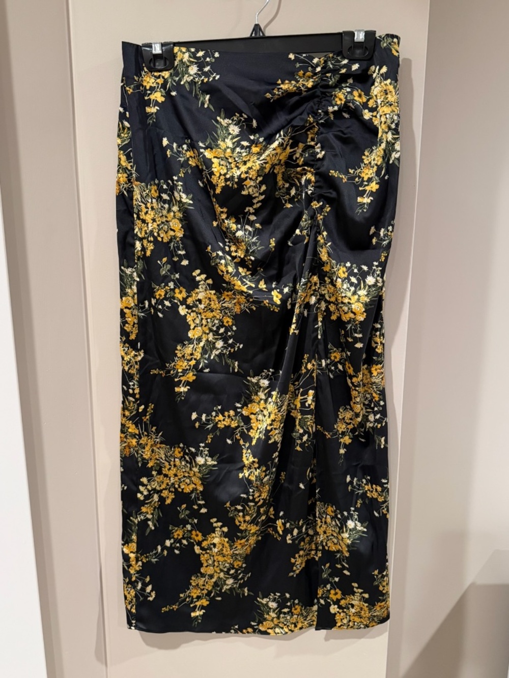 NWT Sexy Pencil Skirt Sz L